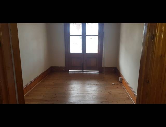 360M² OFFICE FOR SALE IN GLENWOOD